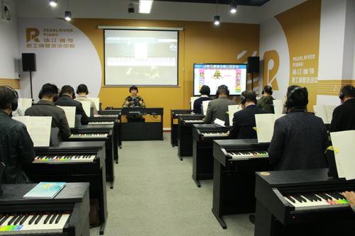 成就更好的自己丨珠江钢琴教育 第24期卓越校长