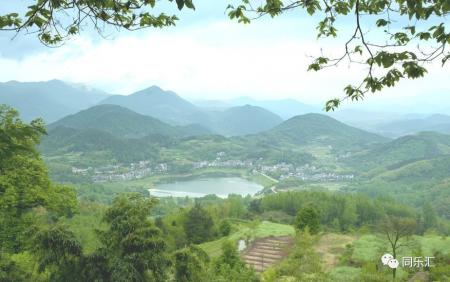 这里是“千牛之家”青峰寺的传说里竟还有