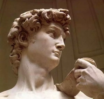 米开朗基罗说我只是把困在石头里的大卫释放出来了.