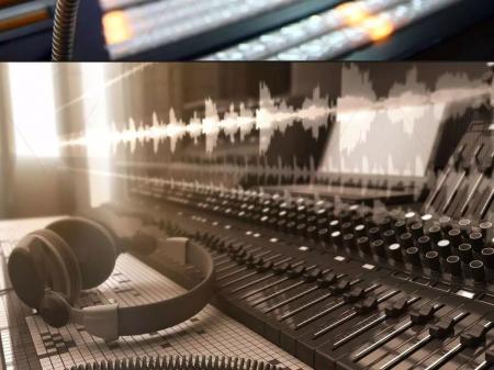 英语小短文练听力 电台 Radio