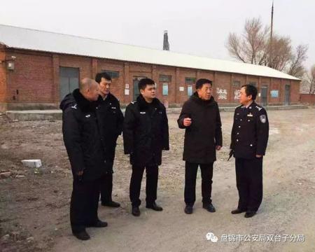 双台子分局开展“惊雷一号”统一清查行动